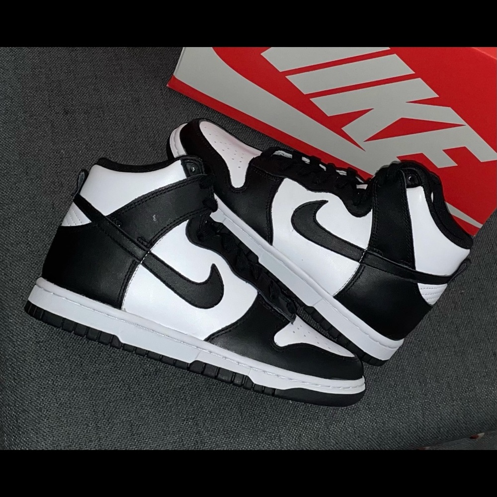 W Nike Dunk High White Black Panda